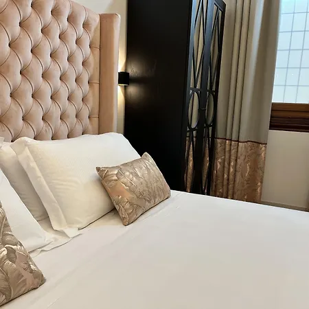 Corte Dei Sogni Boutique & פירנצה